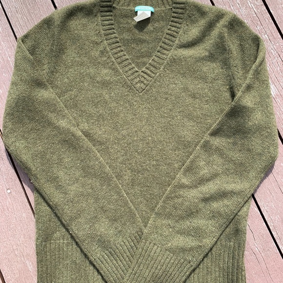 J.Crew Cashmere Sweater - Picture 1 of 2